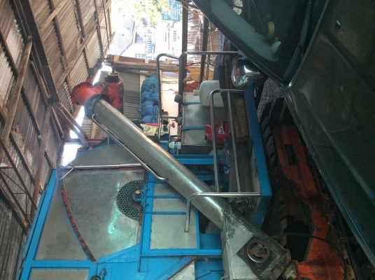 ขายรถเกี่ยวข้าว ขายรถเกี่ยวข้าว