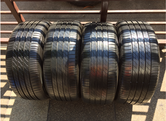 ยาง Michelin 225 50 17 ปลายปี13 ดอกเต็ม เนื้อนิ่ม ราคาไม่แพง