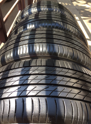 ยาง Michelin 225 50 17 ปลายปี13 ดอกเต็ม เนื้อนิ่ม ราคาไม่แพง