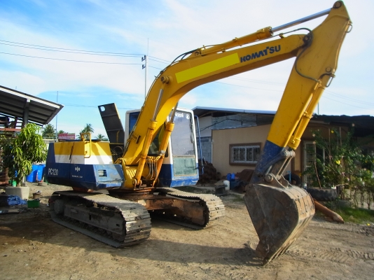 ขายยกล๊อต รถแบ็คโฮ Komatsu Pc120 รุ่น 5 มีให้เลือกทั้งหมด 3 คัน