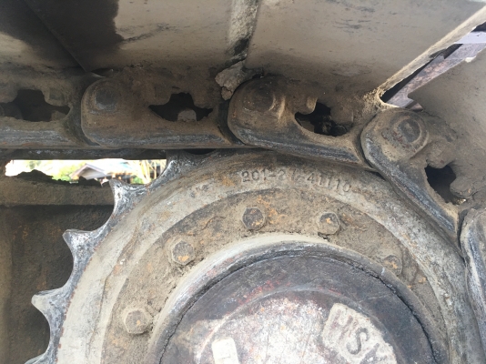 ขายอะใหล่ด่วน KOMATSU PC60-3 และPC60-5(ขายอะใหล่นะครับ)