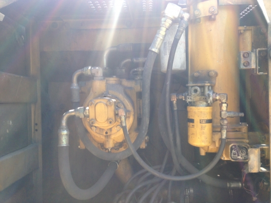 ขายรถแบ็คโฮ CAT 320B