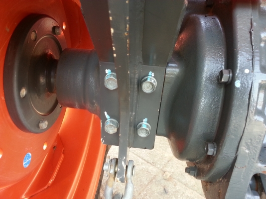 คูโบต้า L3208SP 4 WD รถเกรด A พร้อมใบมีดดันหน้า คูโบต้า L3208SP 4 WD รถเกรด A พร้อมใบมีดดันหน้า