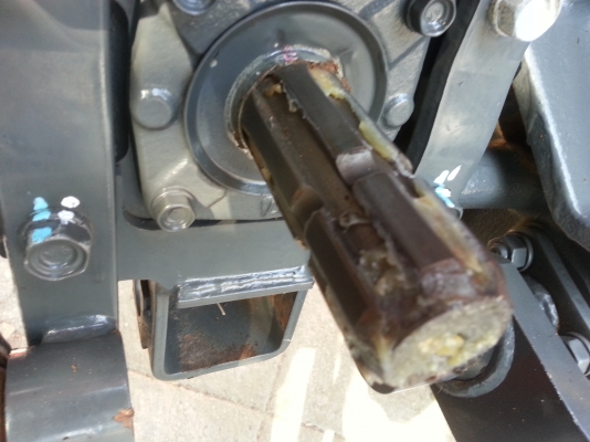 คูโบต้า L3208SP 4 WD รถเกรด A พร้อมใบมีดดันหน้า คูโบต้า L3208SP 4 WD รถเกรด A พร้อมใบมีดดันหน้า