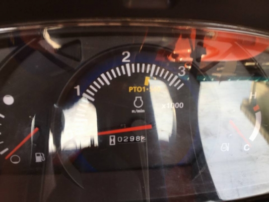 คูโบต้า L3208SP 4 WD รถเกรด A พร้อมใบมีดดันหน้า คูโบต้า L3208SP 4 WD รถเกรด A พร้อมใบมีดดันหน้า