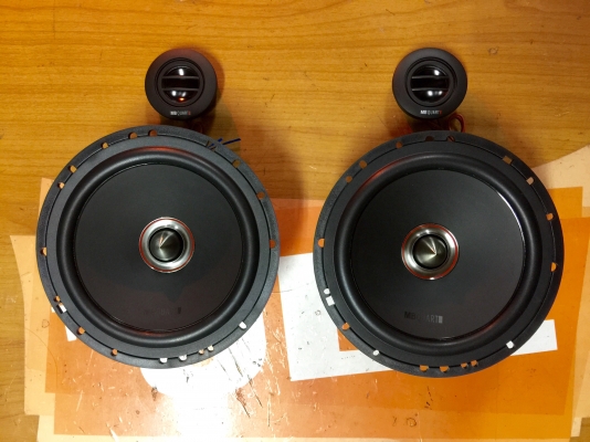 ขายลำโพง 6.5" MB QUART รุ่น RCM216 แยกชิ้น 2 ทาง