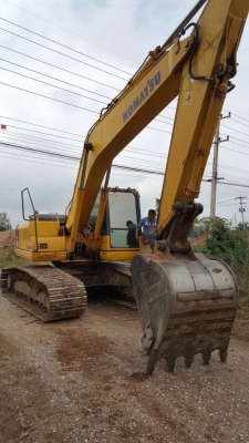 ขายรถแบ็คโฮ KOMATSU PC200-8 รถสวยเดิมบางพร้อมใช้งาน เอกสารเล่มทะเบียน ราคาต่อรอง