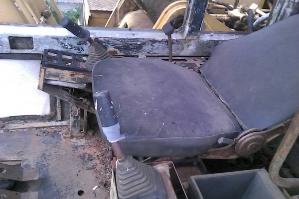 ขายแพ็คคู่kobelco sk200m5+Cat E200bสภาพใช้ได้ ติดต่อคุณอ๊อฟ พิจิตร086-737-9991