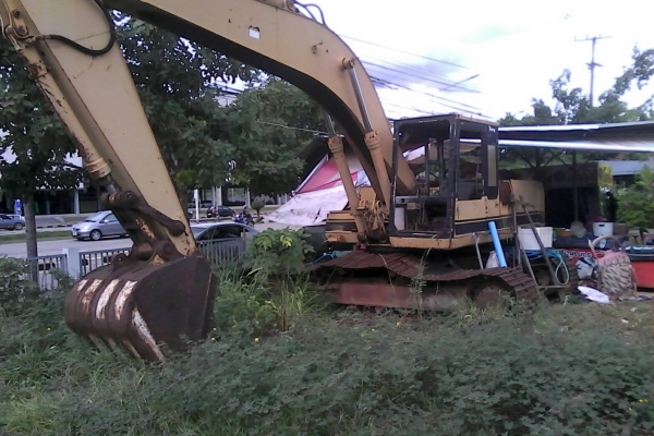 ขายแพ็คคู่kobelco sk200m5+Cat E200bสภาพใช้ได้ ติดต่อคุณอ๊อฟ พิจิตร086-737-9991