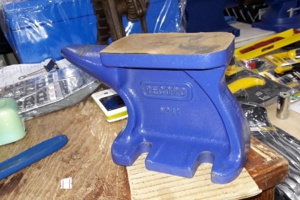 ขายทั่งRECORD NO.11 made in England.เก่าเก็บขนาด5กิโลสวยงาม