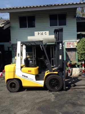 +++ ขายโฟล์คลิฟท์  T.C.M. FD30  ขนาด  3  ตัน  เครื่องยนต์ดีเซล  เสา  4  เมตร  เกียร์ออโตเมติค   งา 1,220  มม.  ยางตันใหม่ครับ