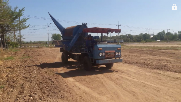 ขายรถนวด สี่ล้อกลาง เครื่อง 85 แรง ตู้สิงห์เปลือยจัมโบ ราคา  75,000 บาท