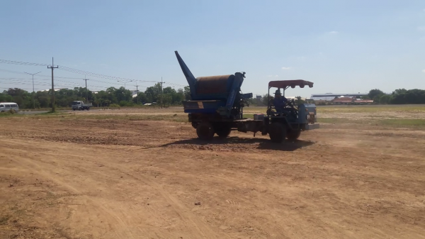 ขายรถนวด สี่ล้อกลาง เครื่อง 85 แรง ตู้สิงห์เปลือยจัมโบ ราคา  75,000 บาท