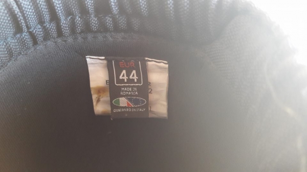 ขายรองเท้าฟอม่าเบอร์ 44