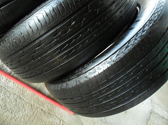 ยาง17 บริดสโตน 215-55-17ลงพื้นปี15 ดอกเกือบ1เซ็น GR-100