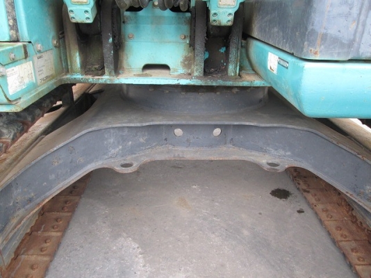 ขายรถขุด KOBELCO SK135SR-2 #YY06 ปี 2010 มือสองนำเข้า สภาพสวย พร้อมใช้งาน และยังไม่เคยใช้งานที่ไทย