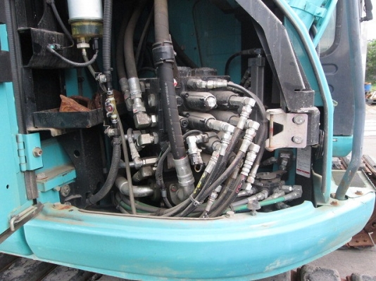 ขายรถขุด KOBELCO SK135SR-2 #YY06 ปี 2010 มือสองนำเข้า สภาพสวย พร้อมใช้งาน และยังไม่เคยใช้งานที่ไทย