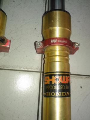 แกนโช้คพร้อมกระบอกโซนิค ลด 520.- แกนโช้คพร้อมกระบอกโซนิค ลด 520.-