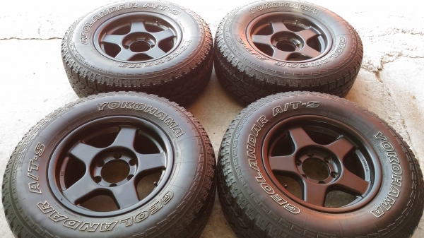 ขายล้อลายเบรดเล่ พร้อมยาง 265/70/16 ถูกๆครับ