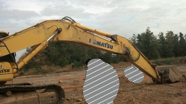 ขาย 1,690,000 KOMATSU pc 300-8 เล่มทะเบียน  ไฟฟ้าครบ เครื่องดี ปั้มแรง เอวแน่น ช่วงล่างเต็ม รถสวยพร้อมใช้เอกสารพร้อมโอน(รถอยู่ สกลนคร) 090-772-3710 090-772-3708