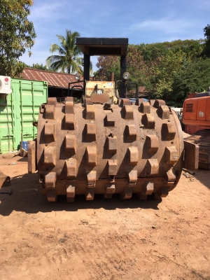 "650,000"ขายรถบดอิงเกิ้ลโซเเลน2เพลาเล่มทะเบียนพร้อมเปลือกหนามราคาเบาๆๆ