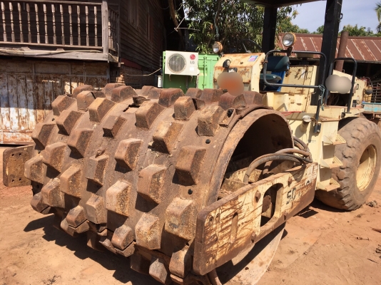 "650,000"ขายรถบดอิงเกิ้ลโซเเลน2เพลาเล่มทะเบียนพร้อมเปลือกหนามราคาเบาๆๆ