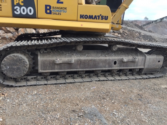 ขายถูกรถแบคโฮ Komatsu PC300 รุ่น 8 สภาพดี รถใช้งาน 12,920 ชม. สำหรับงานเหมือง หรือโครงการก่อสร้างขนาดใหญ่