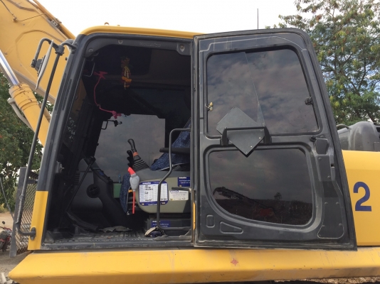 ขายถูกรถแบคโฮ Komatsu PC300 รุ่น 8 สภาพดี รถใช้งาน 12,920 ชม. สำหรับงานเหมือง หรือโครงการก่อสร้างขนาดใหญ่