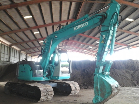 ขายรถขุด KOBELCO SK 135 SR LC รถนำเข้าจากนอกแท้สภาพเดิมยังไม่ใช้งานในไทยมีแอร์เอกสารครบมีลายใบ 70 รถสภาพเต็มพร้อมใช้งานร้านละอองดาวแทรคเตอร์นครชัยศรี ขายรถขุด KOBELCO SK 135 SR LC รถนำเข้าจากนอกแท้สภาพเดิมยังไม่ใช้งานในไทยมีแอร์เอกสารครบมีลายใบ 70 รถสภาพเต็มพร้อมใช้งานร้านละอองดาวแทรคเตอร์นครชัยศรี