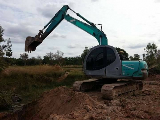 ขายถูกรถแบ็คโฮมือสองไทย Kobelco Sk120 Mark 5 Super ใช้งานอยู่ทางภาคอีสาน