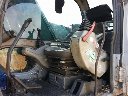 ขายถูกรถแบ็คโฮมือสองไทย Kobelco Sk120 Mark 5 Super ใช้งานอยู่ทางภาคอีสาน