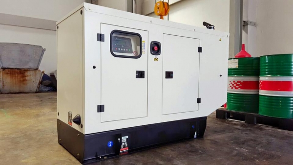 เครื่องปั่นไฟ 22KVA/17.6KW   3เฟส รับประกันสินค้า 1ปี มีสินค้าพร้อมส่ง