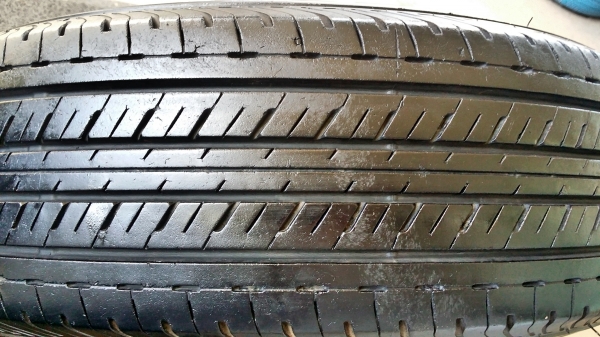 ล้อกระทะอีซูซุ ขอบ15 6รู139.7 พร้อมยางบริดสโตน ดูร่าวิส ปี13