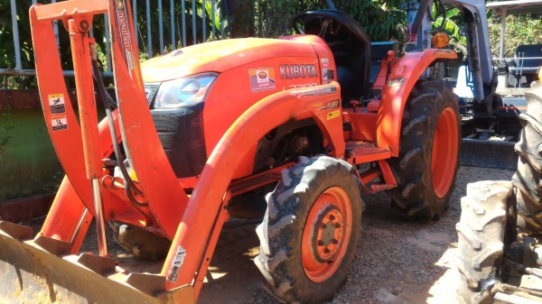 ขายรถไถ KUBOTA L3208 แถมดันหน้าคานบน 948 ชม. ทะเบียนพร้อมโอน  ราคา 260,000 อ.แกลง จ.ระยอง มีบริการขนส่งทั่วไทย DC Tractor Rayong 0818618678,0899347475 https://www.facebook.com/DC-Tractor-Rayong-3071545327&hellip;/shop&hellip; id line=081-8618678 id line=0