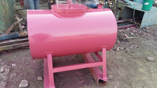 ขายถังน้ำมัน ถังเก็บน้ำ มือสอง ขนาด 300ลิตร สภาพสวยพร้อมใช้งานค่ะ