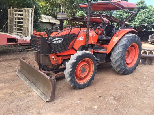 รถไถM7040 เดิมๆ