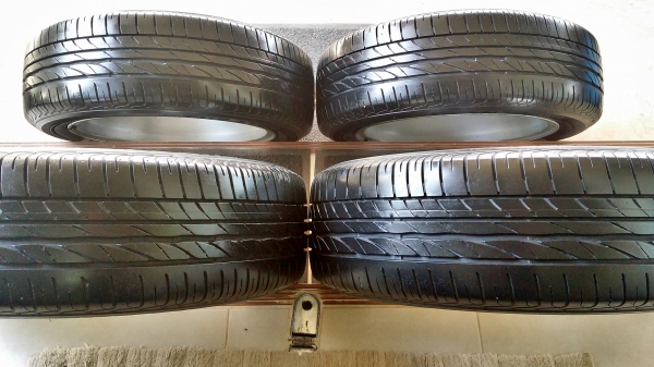 ล้อแม็กเดิมซิตี้ ขอบ16 4รู100 พร้อมยางบริดสโตน ทูรันซ่า ปี13 ล้อแม็กเดิมซิตี้ ขอบ16 4รู100 พร้อมยางบริดสโตน ทูรันซ่า ปี13