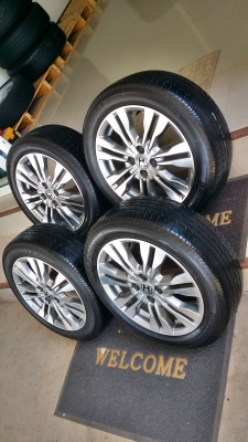 ล้อแม็กเดิมซิตี้ ขอบ16 4รู100 พร้อมยางบริดสโตน ทูรันซ่า ปี13 ล้อแม็กเดิมซิตี้ ขอบ16 4รู100 พร้อมยางบริดสโตน ทูรันซ่า ปี13