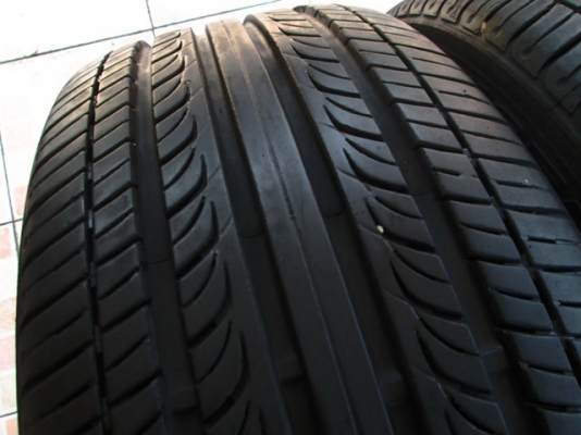 ขายยาง DEESTONE 225-45-18 ปี1526 ดอกเต็ม (1คู่)