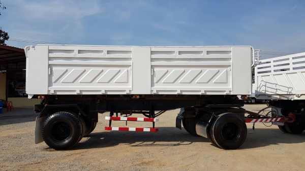 ขาย ลูกพ่วงดั้มสามมิตรสองเพลา ปี 48 สภาพสวยพร้อมใช้งาน เอกสารพร้อมโอน สนใจติดต่อเรา ดำสุโขทัย โทร 089-7087998,081-7855503 หรือเยี่ยมชมเว็ปไซได้ที่ www.dum-sukhothai.com เรายินดีให้บริการครับ ขาย ลูกพ่วงดั้มสามมิตรสองเพลา ปี 48 สภาพสวยพร้อมใช้งาน เอกสารพร้อมโอน สนใจติดต่อเรา ดำสุโขทัย โทร 089-7087998,081-7855503 หรือเยี่ยมชมเว็ปไซได้ที่ www.dum-sukhothai.com เรายินดีให้บริการครับ