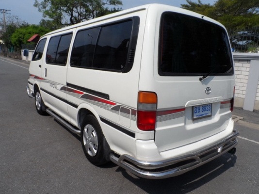 TOYOTA HIACE 3.0 MT ปี 2002 รถพร้อมใช้ จัดไฟแนนซ์ได้ T.086-527-9533