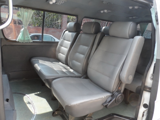 TOYOTA HIACE 3.0 MT ปี 2002 รถพร้อมใช้ จัดไฟแนนซ์ได้ T.086-527-9533