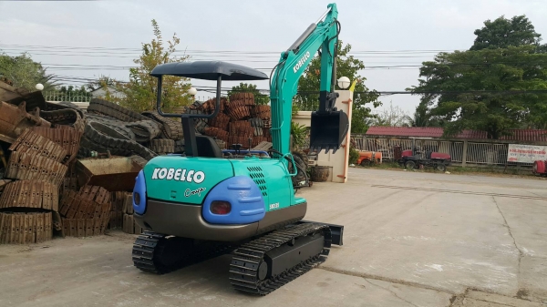 ขายรถขุด KOBELCO รุ่น SK035 มือสองญี่ปุ่น แทรกเหล็ก สลักบูท เอวแน่น 100\% ปั้มนิ้ว มีไลน์กระแทก แรงดีทุกระบบ พร้อมใช้งาน มือถือ/LINE ID : 0818753444 ขายรถขุด KOBELCO รุ่น SK035 มือสองญี่ปุ่น แทรกเหล็ก สลักบูท เอวแน่น 100\% ปั้มนิ้ว มีไลน์กระแทก แรงดีทุกระบบ พร้อมใช้งาน มือถือ/LINE ID : 0818753444
