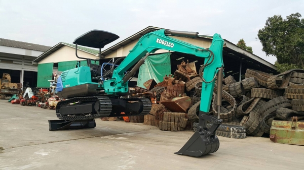 ขายรถขุด KOBELCO รุ่น SK035 มือสองญี่ปุ่น แทรกเหล็ก สลักบูท เอวแน่น 100\% ปั้มนิ้ว มีไลน์กระแทก แรงดีทุกระบบ พร้อมใช้งาน มือถือ/LINE ID : 0818753444 ขายรถขุด KOBELCO รุ่น SK035 มือสองญี่ปุ่น แทรกเหล็ก สลักบูท เอวแน่น 100\% ปั้มนิ้ว มีไลน์กระแทก แรงดีทุกระบบ พร้อมใช้งาน มือถือ/LINE ID : 0818753444