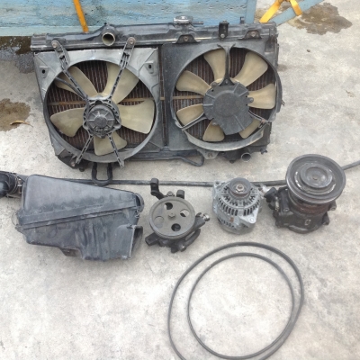 ขายเครื่อง 3s fe 2000cc  ขับหน้าพร้อมเกียร์ออโต้และอุปกรณ์(ไม่เคยใช้แก๊ส)