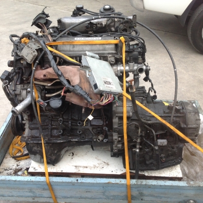 ขายเครื่อง 3s fe 2000cc  ขับหน้าพร้อมเกียร์ออโต้และอุปกรณ์(ไม่เคยใช้แก๊ส)