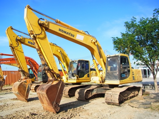ขายรถแบคโฮ Komatsu PC200 รุ่น 6 ปี 1997