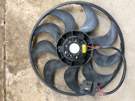 เผื่อใครตามหาอยู่ครับ