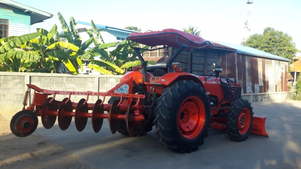 ขายรถไถ kubota รุ่น M7040 สภาพสวย ราคาประหยัด ขายรถไถ kubota รุ่น M7040 สภาพสวย ราคาประหยัด