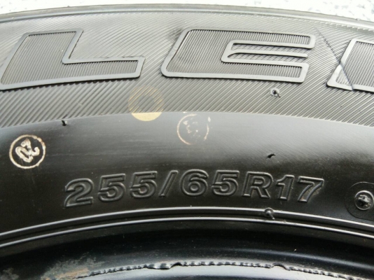 ขายยาง255/65R17 บริดสโตน ปี12 ดอกยางหนาเต็ม สวยๆ จำนวน 1 ชุด